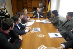 Підприємці Дніпровського району стурбовані непрозорістю нової схеми розміщення ТС