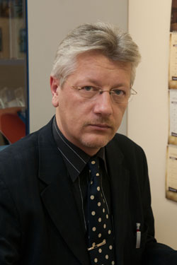 Проект закону України "Про Уповноваженого Верховної Ради України з питань захисту права власності та підприємництва"