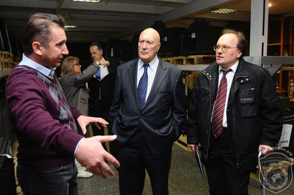 Розширюємо зв’язки з виробниками 