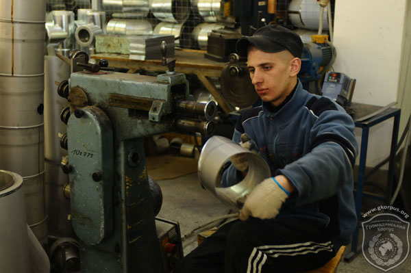 Розширюємо зв’язки з виробниками 