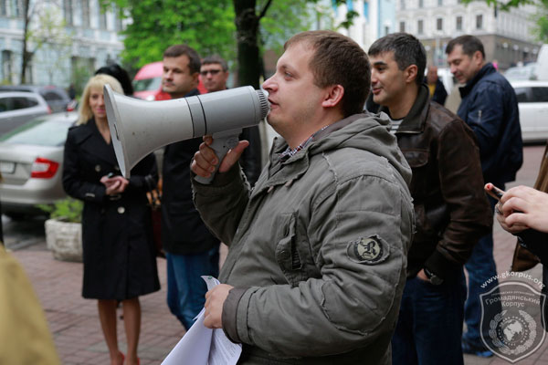 Противники МАФів та підприємці з’ясовували стосунки коло Шевченківської РДА