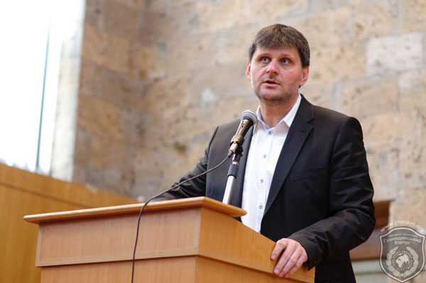 Сінцов Геннадій став головою Дарницької РДА