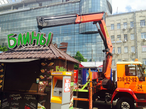 14 травня учасники ГО «Громадянський Корпус» спільно протидіяли неузгодженому демонтажу своїх кіосків. На час закінчення протистояння кіоски лишилися на місці.