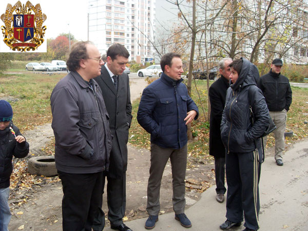 Тривають гуманітарні місії до зони АТО