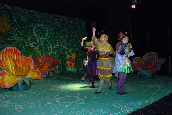 «Муха Цокотуха» на радість дітям 