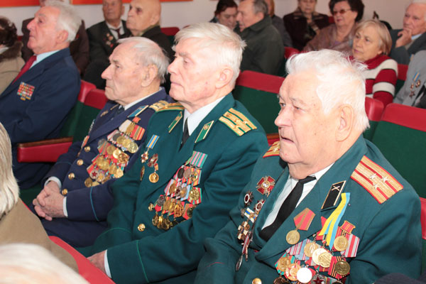 Вчимося героїзму та самовідданості у ветеранів Великої Вітчизняної 