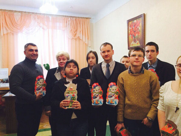 ГО "Громадянський Корпус" та ГО "Успішні люди" привезли подарунки до інтернату