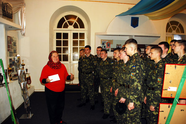 2015 04 09 vystavka ksvu 01