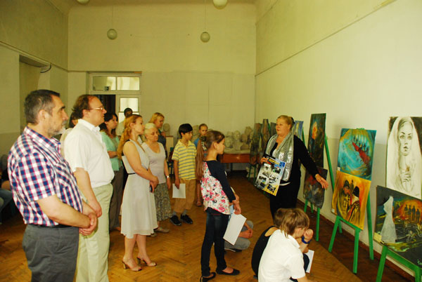 2015 05 27 vystavka lesya 08