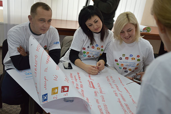 2015 12 10 volonters lug obl 17